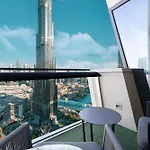 Brand-New 4Br Luxury Apartment With Burj Khalifa View And Direct Dubai Mall Access - Ps5 Included