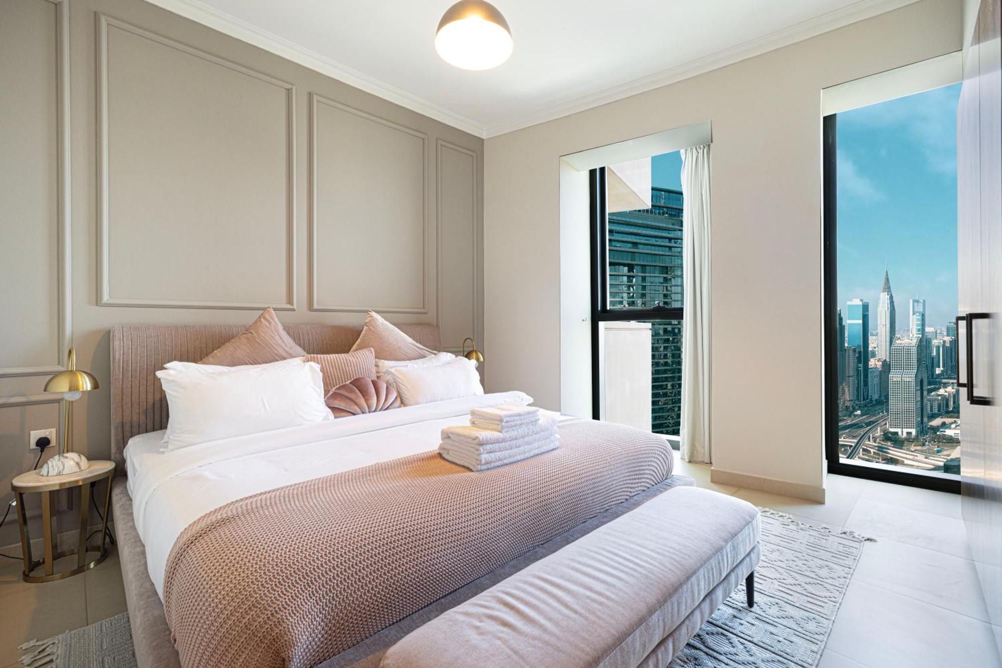 Brand-new 4br Luxury With Burj Khalifa View And Direct Mall Access - Ps5 Included Apartment *