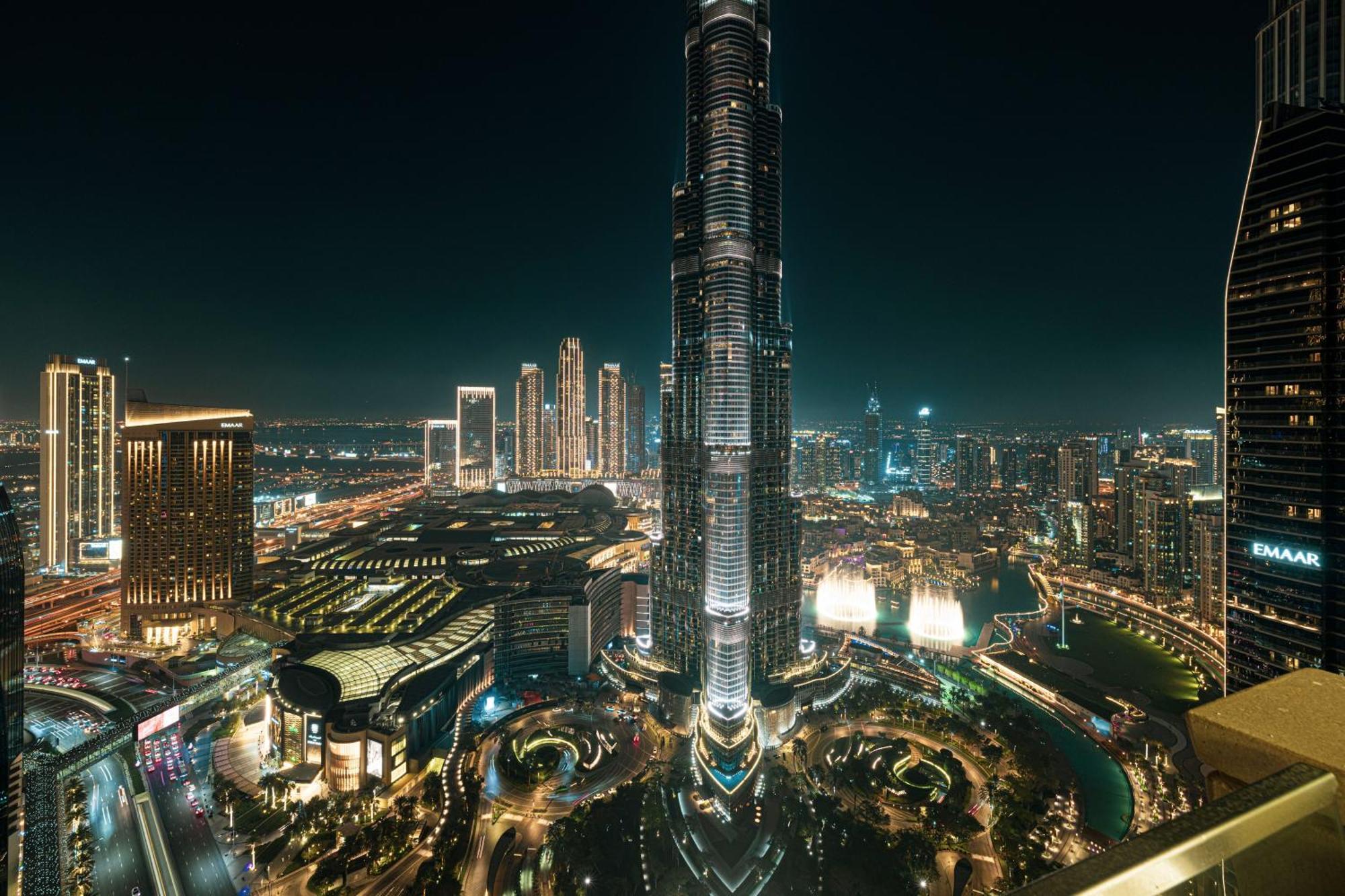 Brand-new 4br Luxury With Burj Khalifa View And Direct Mall Access - Ps5 Included * Dubai